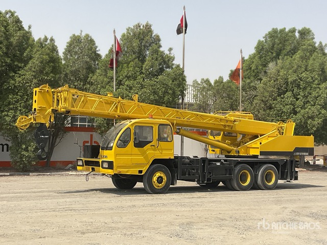 2007 XCMG QY20 20 ton 6x4 Hydraulic Truck Crane - Autojeřáb: obrázek 2 2007 XCMG QY20 20 ton 6x4 Hydraulic Truck Crane - Autojeřáb: obrázek 2