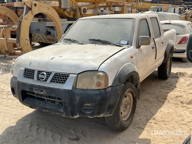 2008 Nissan 4x4 Crew Cab (Inoperable) Pickup - Pick-up: obrázek 2 2008 Nissan 4x4 Crew Cab (Inoperable) Pickup - Pick-up: obrázek 2