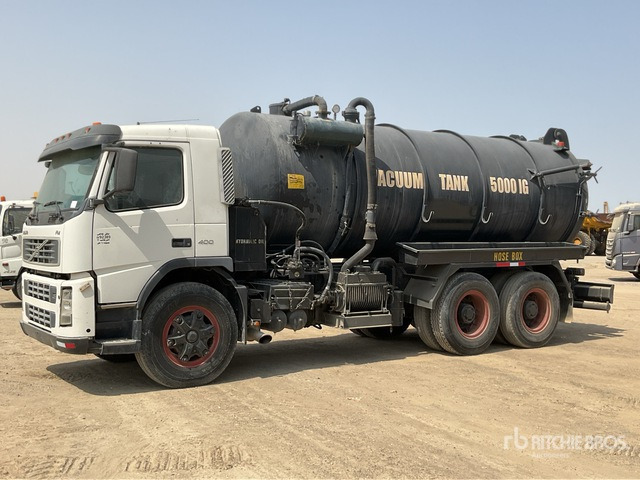 2008 Volvo FM400 6x4 20000 Liters Vacuum Tanker Truck - Čistič odpadových jam: obrázek 2 2008 Volvo FM400 6x4 20000 Liters Vacuum Tanker Truck - Čistič odpadových jam: obrázek 2