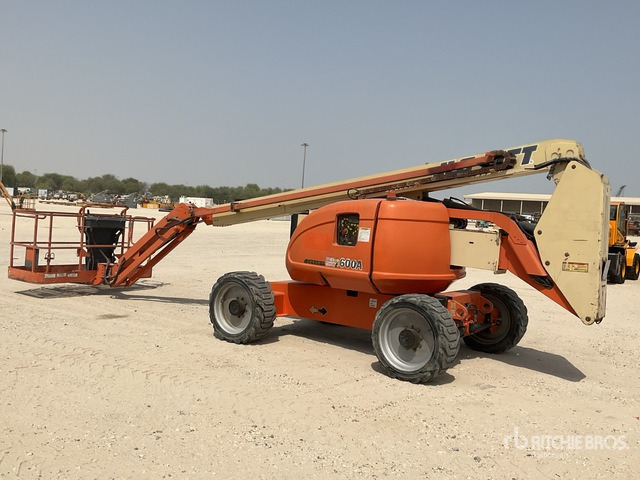 2010 JLG 600AJ 4WD Diesel Articulating Boom Lift - Kloubová plošina: obrázek 4 2010 JLG 600AJ 4WD Diesel Articulating Boom Lift - Kloubová plošina: obrázek 4