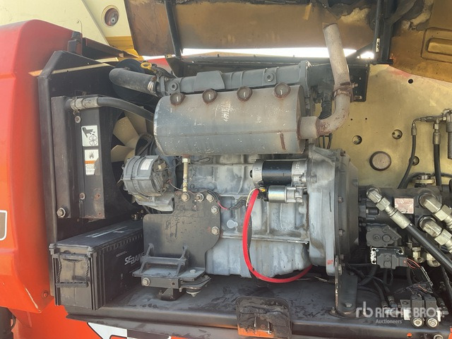 2010 JLG 860SJ 4WD Diesel Telescopic Boom Lift - Teleskopická plošina: obrázek 5 2010 JLG 860SJ 4WD Diesel Telescopic Boom Lift - Teleskopická plošina: obrázek 5