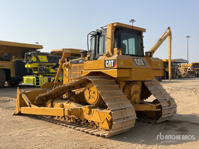 2011 Cat D6TLGP Track Tractor - Buldozer: obrázek 2 2011 Cat D6TLGP Track Tractor - Buldozer: obrázek 2
