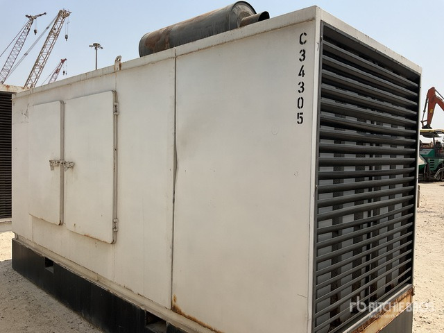 2011 Cummins 344 kVA Skid-Mounted (Inoperable) Generator Set - Elektrický generátor: obrázek 4 2011 Cummins 344 kVA Skid-Mounted (Inoperable) Generator Set - Elektrický generátor: obrázek 4