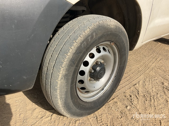 2011 Toyota Hilux 4x4 Crew Cab Pickup - Pick-up: obrázek 5 2011 Toyota Hilux 4x4 Crew Cab Pickup - Pick-up: obrázek 5