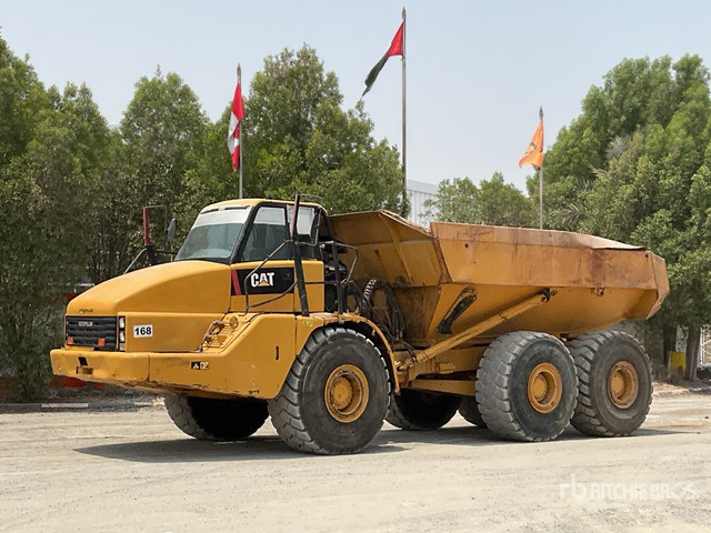 2012 Cat 740 Articulated Dump Truck - Kloubový sklápěč: obrázek 2 2012 Cat 740 Articulated Dump Truck - Kloubový sklápěč: obrázek 2