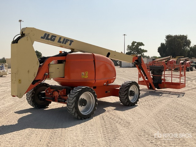 2012 JLG 600AJ 4WD Diesel Articulating Boom Lift - Kloubová plošina: obrázek 3 2012 JLG 600AJ 4WD Diesel Articulating Boom Lift - Kloubová plošina: obrázek 3