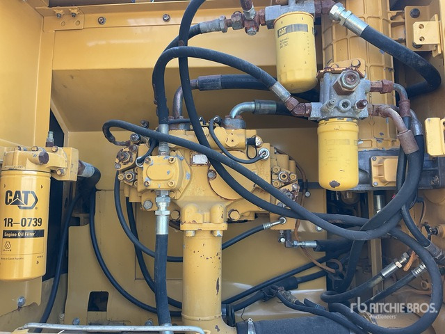 2014 Cat 329D2L - Pásové rýpadlo: obrázek 5 2014 Cat 329D2L - Pásové rýpadlo: obrázek 5