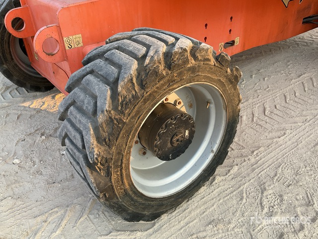 2014 JLG 800AJ 4WD Diesel Articulating Boom Lift - Kloubová plošina: obrázek 4 2014 JLG 800AJ 4WD Diesel Articulating Boom Lift - Kloubová plošina: obrázek 4