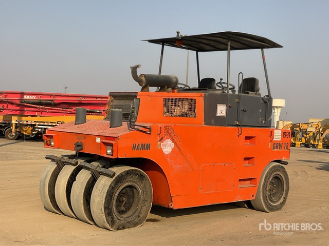 2015 Hamm GRW18 8 Wheel Pneumatic Roller - Pneumatikový válec: obrázek 2 2015 Hamm GRW18 8 Wheel Pneumatic Roller - Pneumatikový válec: obrázek 2