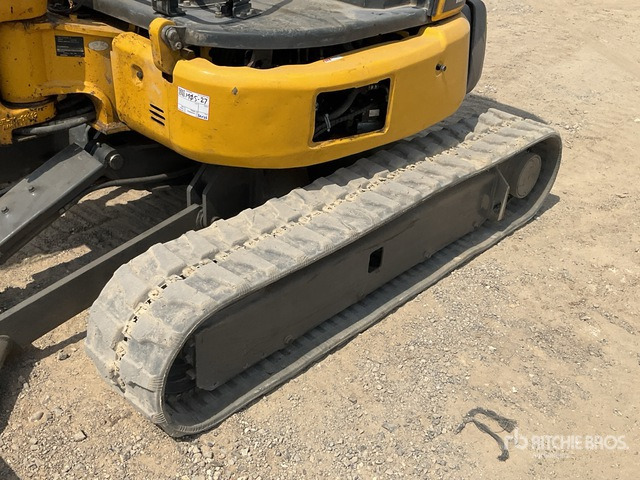 2015 Komatsu PC35MR-3 - Mini rýpadlo: obrázek 5 2015 Komatsu PC35MR-3 - Mini rýpadlo: obrázek 5