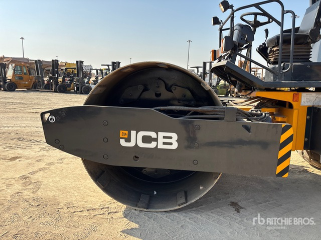 2016 JCB VM115D Smooth Drum Compactor - Kompaktor: obrázek 4 2016 JCB VM115D Smooth Drum Compactor - Kompaktor: obrázek 4