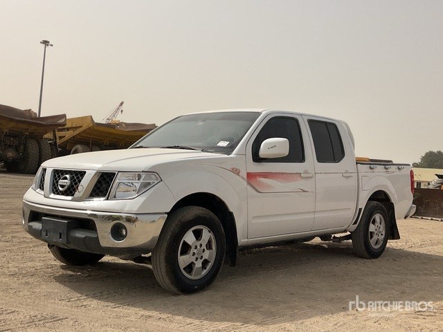 2016 Nissan 4x2 Crew Cab Pickup - Pick-up: obrázek 2 2016 Nissan 4x2 Crew Cab Pickup - Pick-up: obrázek 2