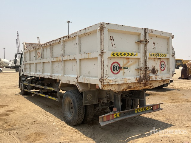 2016 Renault D18 4x2 (Inoperable) S/A Dump Truck - Sklápěč: obrázek 4 2016 Renault D18 4x2 (Inoperable) S/A Dump Truck - Sklápěč: obrázek 4