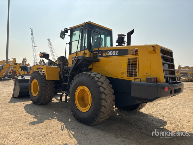 2017 Komatsu WA380Z-6 Wheel Loader - Kolový nakladač: obrázek 2 2017 Komatsu WA380Z-6 Wheel Loader - Kolový nakladač: obrázek 2