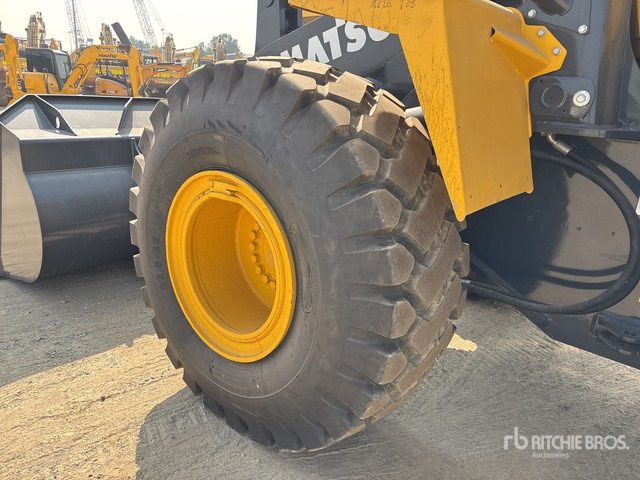 2017 Komatsu WA380Z-6 Wheel Loader - Kolový nakladač: obrázek 4 2017 Komatsu WA380Z-6 Wheel Loader - Kolový nakladač: obrázek 4