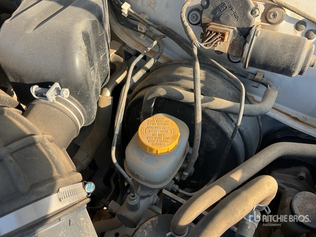 2018 Nissan Patrol GL 4x4 SUV - SUV: obrázek 4 2018 Nissan Patrol GL 4x4 SUV - SUV: obrázek 4