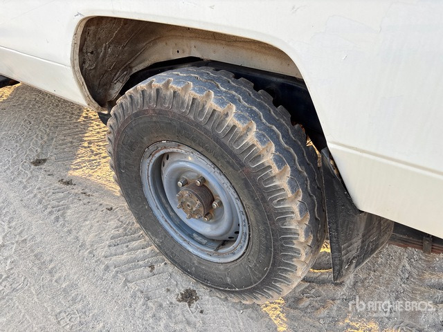 2018 Toyota Land Cruiser 78R 4x4 SUV - SUV: obrázek 4 2018 Toyota Land Cruiser 78R 4x4 SUV - SUV: obrázek 4