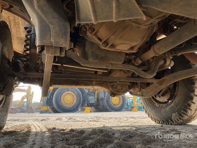 2018 Toyota Land Cruiser 78R 4x4 SUV - SUV: obrázek 5 2018 Toyota Land Cruiser 78R 4x4 SUV - SUV: obrázek 5