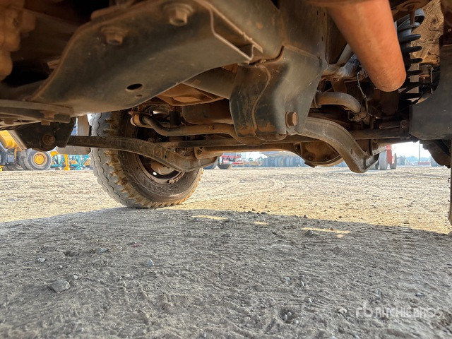 2018 Toyota Land Cruiser 78R 4x4 SUV - SUV: obrázek 5 2018 Toyota Land Cruiser 78R 4x4 SUV - SUV: obrázek 5