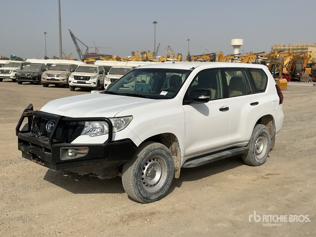 2018 Toyota Prado 150L 4x4 SUV - SUV: obrázek 2 2018 Toyota Prado 150L 4x4 SUV - SUV: obrázek 2