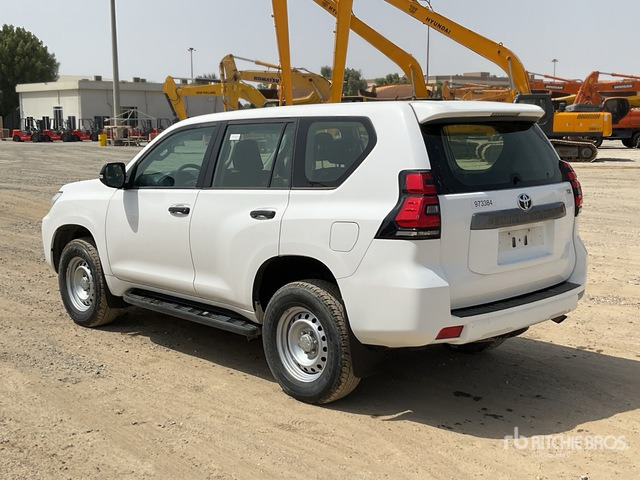 2018 Toyota Prado 150L 4x4 SUV - SUV: obrázek 3 2018 Toyota Prado 150L 4x4 SUV - SUV: obrázek 3