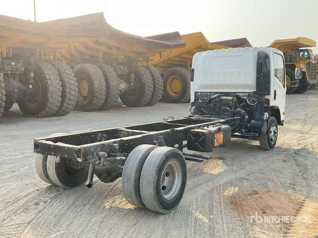 2019 Isuzu NPR 4x2 Cab and Chassis - Podvozek s kabinou: obrázek 3 2019 Isuzu NPR 4x2 Cab and Chassis - Podvozek s kabinou: obrázek 3
