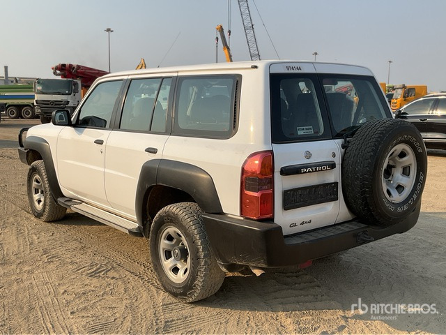 2019 Nissan Patrol GL 4x4 SUV - SUV: obrázek 4 2019 Nissan Patrol GL 4x4 SUV - SUV: obrázek 4