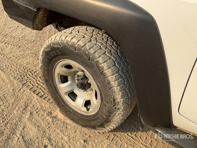 2019 Nissan Patrol GL 4x4 SUV - SUV: obrázek 5 2019 Nissan Patrol GL 4x4 SUV - SUV: obrázek 5