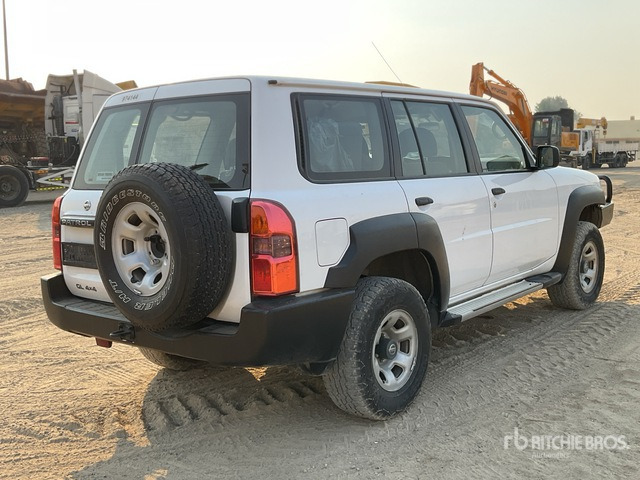 2019 Nissan Patrol GL 4x4 SUV - SUV: obrázek 3 2019 Nissan Patrol GL 4x4 SUV - SUV: obrázek 3