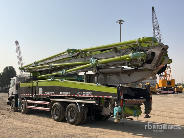 2019 Scania P420 2019 Zoomlion ZLJ5441THBSE 56 m ... Concrete Pump Truck - Autočerpadlo: obrázek 3 2019 Scania P420 2019 Zoomlion ZLJ5441THBSE 56 m ... Concrete Pump Truck - Autočerpadlo: obrázek 3