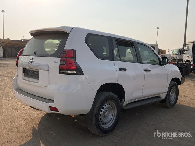 2019 Toyota Prado TX 150L 4x4 SUV - SUV: obrázek 4 2019 Toyota Prado TX 150L 4x4 SUV - SUV: obrázek 4