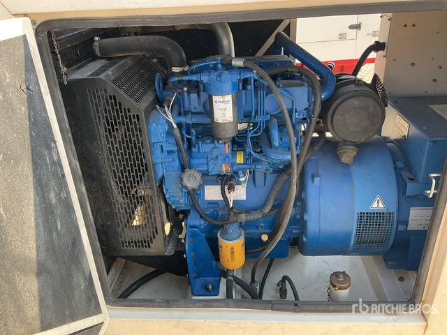 2020 FG Wilson P50-3 56 kVA Skid-Mounted Generator Set - Elektrický generátor: obrázek 5 2020 FG Wilson P50-3 56 kVA Skid-Mounted Generator Set - Elektrický generátor: obrázek 5