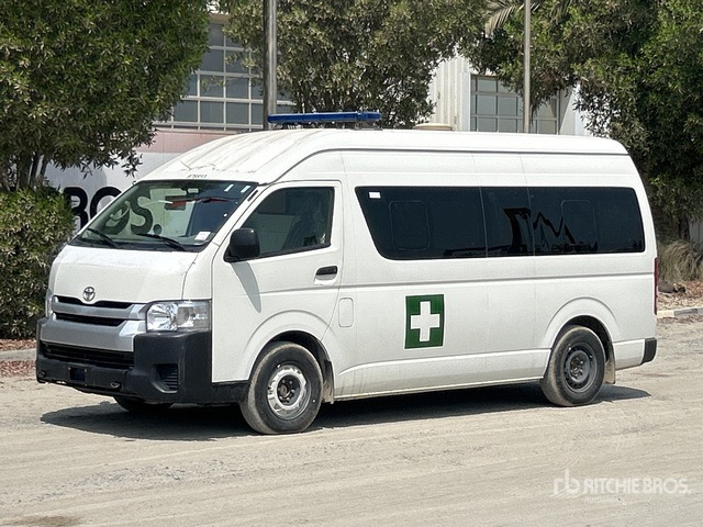 2022 Toyota Hiace High Roof 4x2 Ambulance - Pohotovostní vůz: obrázek 2 2022 Toyota Hiace High Roof 4x2 Ambulance - Pohotovostní vůz: obrázek 2