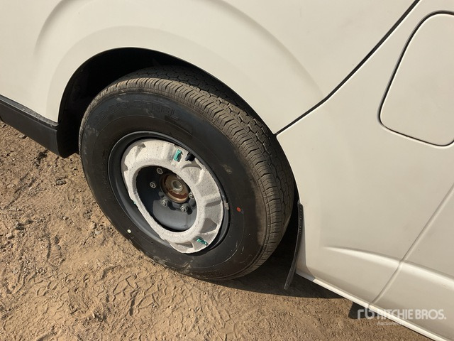 2022 Toyota Hiace High Roof 4x2 Ambulance - Pohotovostní vůz: obrázek 5 2022 Toyota Hiace High Roof 4x2 Ambulance - Pohotovostní vůz: obrázek 5