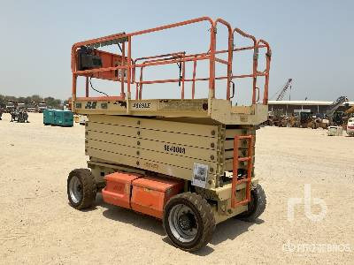 JLG 4069LE Electric - Nůžková plošina: obrázek 3 JLG 4069LE Electric - Nůžková plošina: obrázek 3