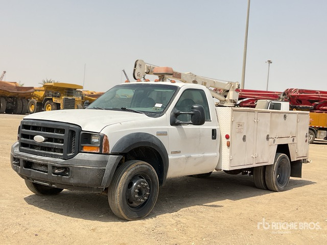 2006 Ford F550XL SUPER DUTY 4x2 Service Truck - Komunální/ Speciální technika: obrázek 2 2006 Ford F550XL SUPER DUTY 4x2 Service Truck - Komunální/ Speciální technika: obrázek 2
