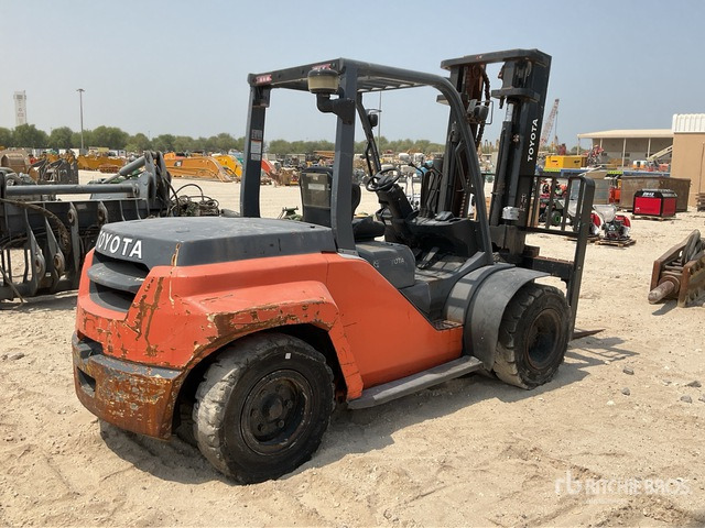 Toyota 8FD70U - Dieselový vysokozdvižný vozík: obrázek 4 Toyota 8FD70U - Dieselový vysokozdvižný vozík: obrázek 4