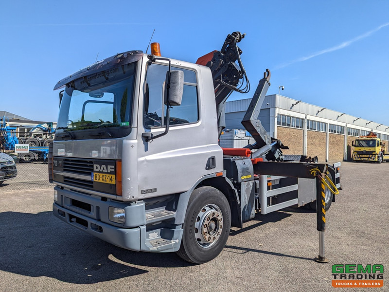 DAF 75.240 4x2 Dagcab Euro1 - Haakarm 14T + Palfinger PK11000 - Afstandsbediening - Hákový nosič kontejnerů, Auto s hydraulickou rukou: obrázek 1 DAF 75.240 4x2 Dagcab Euro1 - Haakarm 14T + Palfinger PK11000 - Afstandsbediening - Hákový nosič kontejnerů, Auto s hydraulickou rukou: obrázek 1