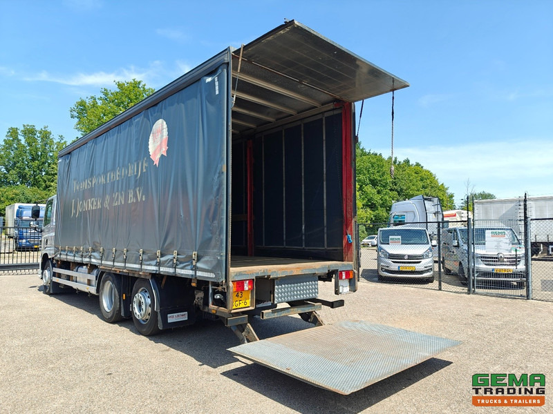 DAF CF 400 FAN 6x2/4 SpaceCab Euro6A - Schuifzeilenbak 7.7m + Laadklep 2000kg - HH Vloer - AanhangerKoppeling - Plachtový nákladní auto: obrázek 5 DAF CF 400 FAN 6x2/4 SpaceCab Euro6A - Schuifzeilenbak 7.7m + Laadklep 2000kg - HH Vloer - AanhangerKoppeling - Plachtový nákladní auto: obrázek 5