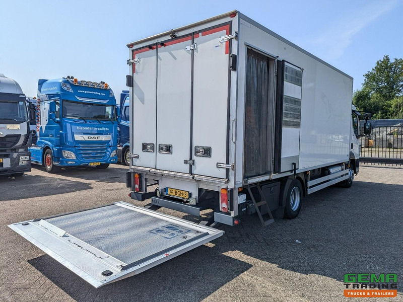 DAF LF 210 FA 4x2 Slaapcab Euro6 - Koelbak 5.5M + Konvekta/Solar-Koeler + Laadklep 1500KG - Zijdeur - 08/2025 APK - Chladírenský nákladní automobil: obrázek 5 DAF LF 210 FA 4x2 Slaapcab Euro6 - Koelbak 5.5M + Konvekta/Solar-Koeler + Laadklep 1500KG - Zijdeur - 08/2025 APK - Chladírenský nákladní automobil: obrázek 5