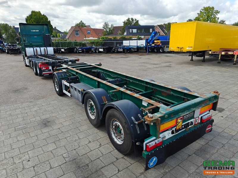 DAF XF510 8x2/4 SuperSpaceCab Euro5 - Retarder - StandAirco - 20FT ContainerCombi + 3 Assige Renders aanhanger - - Kontejnérový podvozek/ Výměnná nástavba: obrázek 3 DAF XF510 8x2/4 SuperSpaceCab Euro5 - Retarder - StandAirco - 20FT ContainerCombi + 3 Assige Renders aanhanger - - Kontejnérový podvozek/ Výměnná nástavba: obrázek 3