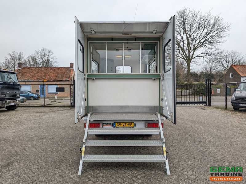 Mercedes-Benz 400-serie 410 D 4x2 Euro2 - Mobiel Kantoor - Standkachel - Hydr. Steunpoten - Eigen Accu's - 26.000KM Origineel - MARGE - Dodávka: obrázek 5 Mercedes-Benz 400-serie 410 D 4x2 Euro2 - Mobiel Kantoor - Standkachel - Hydr. Steunpoten - Eigen Accu's - 26.000KM Origineel - MARGE - Dodávka: obrázek 5