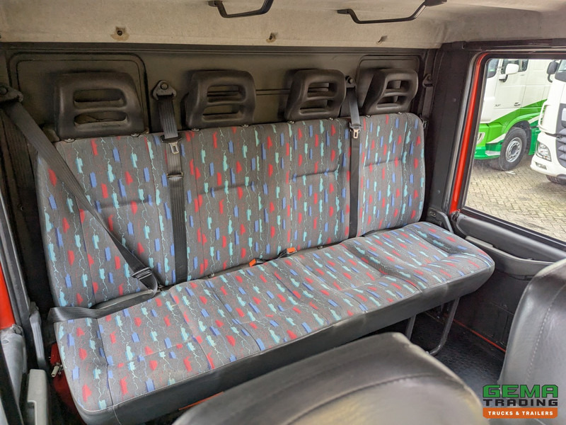 Auto na přepravu koní Iveco Tector ML120E24D 4x2 Euro3 DubbelCabine - Paardenwagen 3-Paards - Kleedruimte - Hydraulische klep- TOP!: obrázek 10