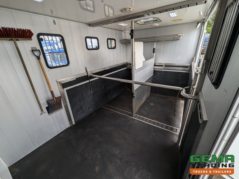MAN TGL 12.250 4x2 Euro5 EEV RC HorseTruck - 2a3 Paards - 135.000km - MARGE (V821) - Auto na přepravu koní: obrázek 5 MAN TGL 12.250 4x2 Euro5 EEV RC HorseTruck - 2a3 Paards - 135.000km - MARGE (V821) - Auto na přepravu koní: obrázek 5