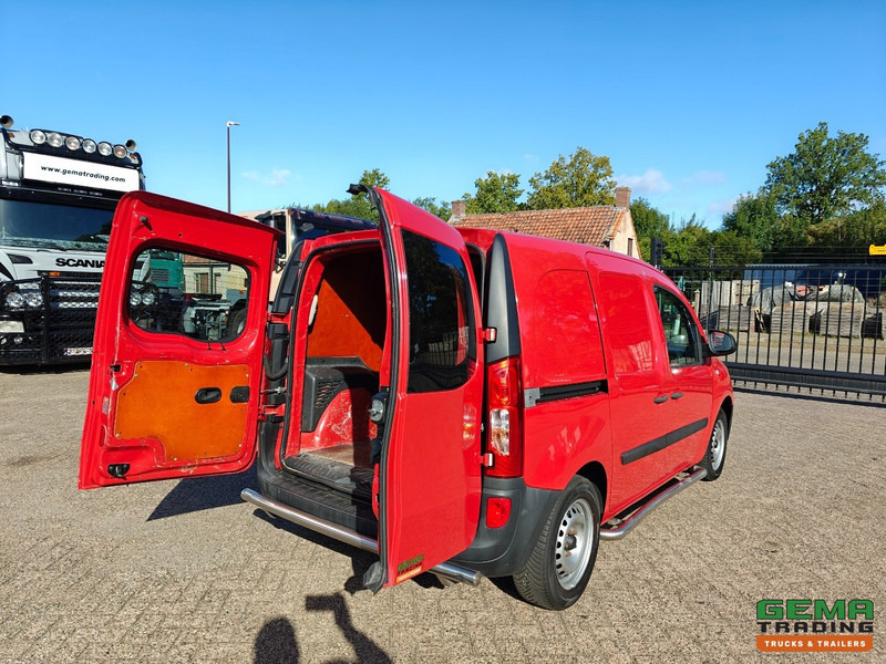 Mercedes-Benz Citan 108 CDI BlueEFFICIENCY Euro5L - Airco - 4-Seizoensbanden - Bluetooth Radio - Malá dodávka: obrázek 2 Mercedes-Benz Citan 108 CDI BlueEFFICIENCY Euro5L - Airco - 4-Seizoensbanden - Bluetooth Radio - Malá dodávka: obrázek 2