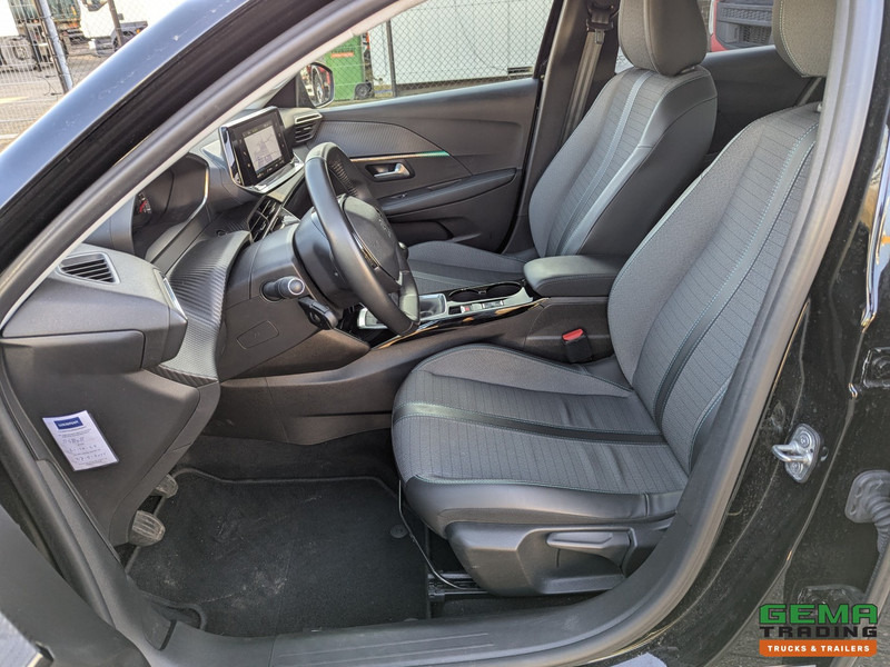 Peugeot 208 1.2 PureTech Active Pack - 67000km - Handgeschakeld - Navi - LMV - Carplay - 05/2026APK - Hatchback: obrázek 5 Peugeot 208 1.2 PureTech Active Pack - 67000km - Handgeschakeld - Navi - LMV - Carplay - 05/2026APK - Hatchback: obrázek 5