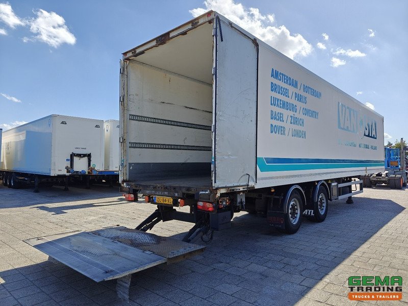 SYSTEM TRAILERS GS PRS 18 2-Assen SAF - LiftAs en StuurAs - Schijfremmen - Gesloten Opbouw - Laadklep 2000KG - Skříňový návěs: obrázek 2 SYSTEM TRAILERS GS PRS 18 2-Assen SAF - LiftAs en StuurAs - Schijfremmen - Gesloten Opbouw - Laadklep 2000KG - Skříňový návěs: obrázek 2