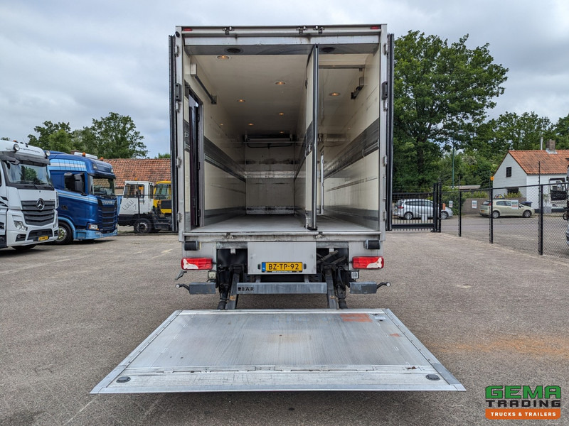 Scania P230 4x2 Dagcab Euro5 - Koel-VriesBak 8.4m + Carrier Supra 950MT + Laadklep 2000kg - Chladírenský nákladní automobil: obrázek 4 Scania P230 4x2 Dagcab Euro5 - Koel-VriesBak 8.4m + Carrier Supra 950MT + Laadklep 2000kg - Chladírenský nákladní automobil: obrázek 4