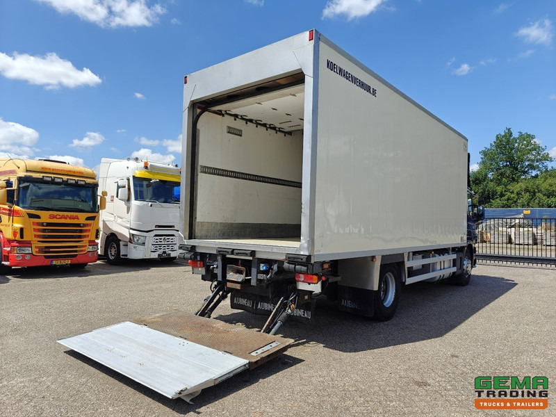 Scania P94D-260 4x2 Dagcab Euro2 - Handgeschakeld - Koel-Vriesbak 7.5m - Carrier Genesis R90 - Vangmuil - Chladírenský nákladní automobil: obrázek 2 Scania P94D-260 4x2 Dagcab Euro2 - Handgeschakeld - Koel-Vriesbak 7.5m - Carrier Genesis R90 - Vangmuil - Chladírenský nákladní automobil: obrázek 2