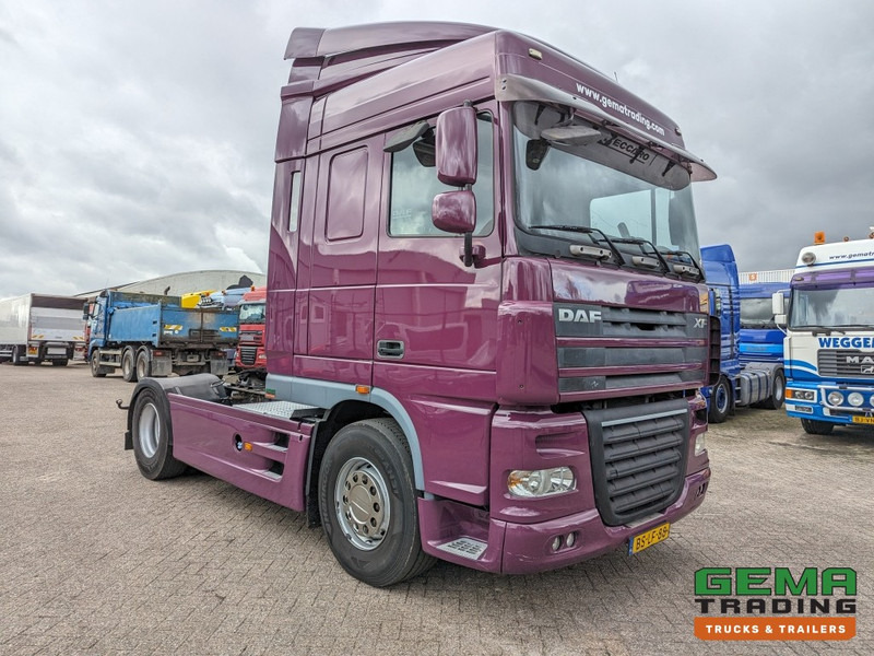 DAF FT XF105.410 4x2 Euro5 FT XF105.410 4x2 SpaceCab Euro5 - Side Skirts - Spare Wheel - Original Holland truck - Tahač: obrázek 2 DAF FT XF105.410 4x2 Euro5 FT XF105.410 4x2 SpaceCab Euro5 - Side Skirts - Spare Wheel - Original Holland truck - Tahač: obrázek 2